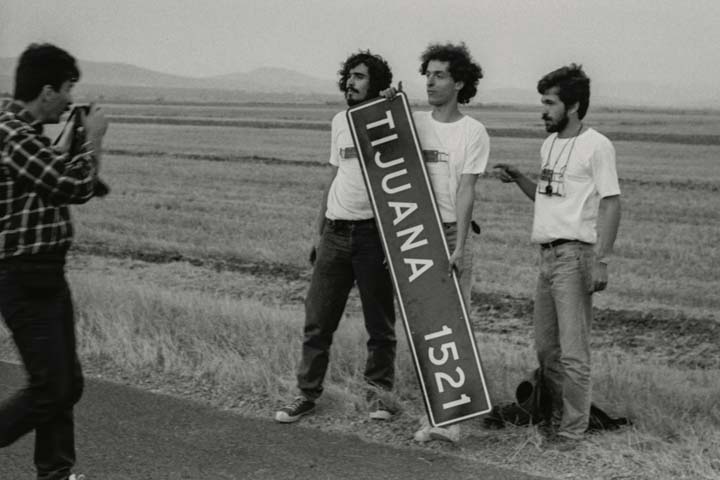 1987 Camino largo a Tijuana